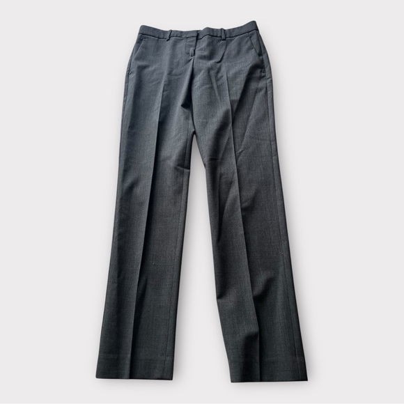 Theory gray TESTRA 2B EDITION wool stretch dress pants/trousers
Size 2 - Picture 2 of 13